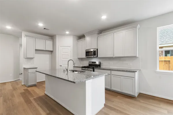 $318,990 | 4209 Red Cedar Ring Lane, Pinehurst, TX 77362