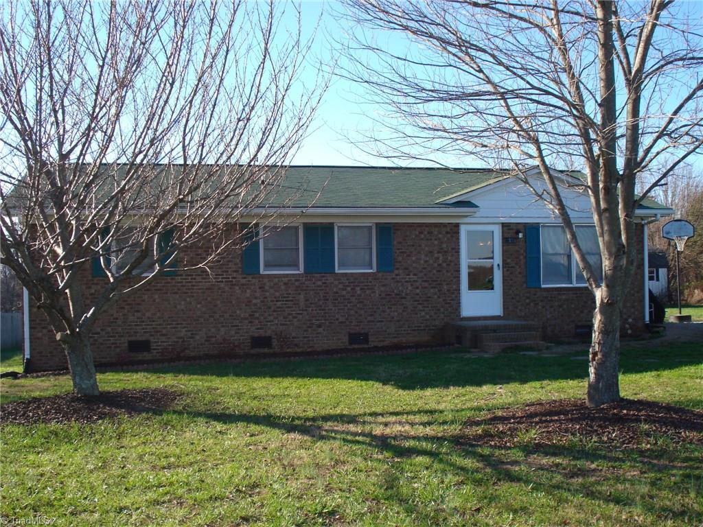 153 Gus Hill Road Clemmons, NC 27012 - Photo 1 of 18 Gallery Image 1