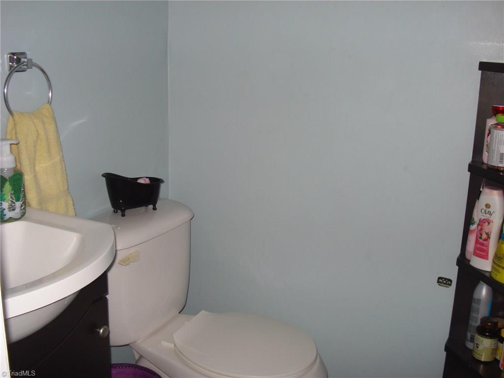 153 Gus Hill Road Clemmons, NC 27012 - Photo 14 of 18 Gallery Image 14