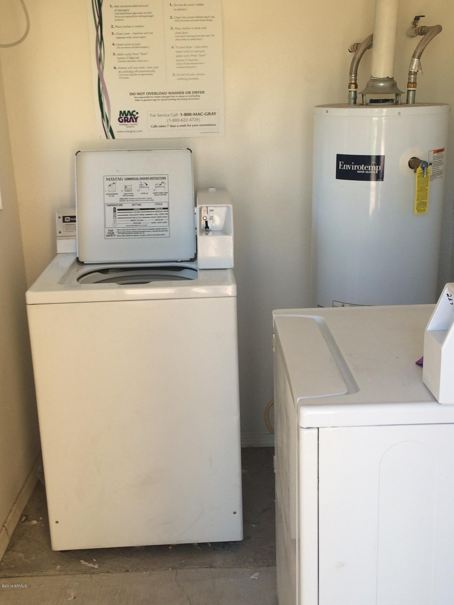 712 East Pierce Street Phoenix, AZ 85006 - Photo 4 of 7 Pierce Laundry Room