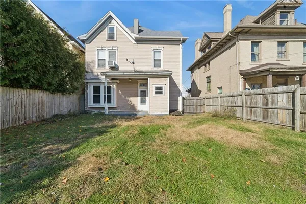 $125,000 | 120 North 1st Street, Jeannette, PA 15644