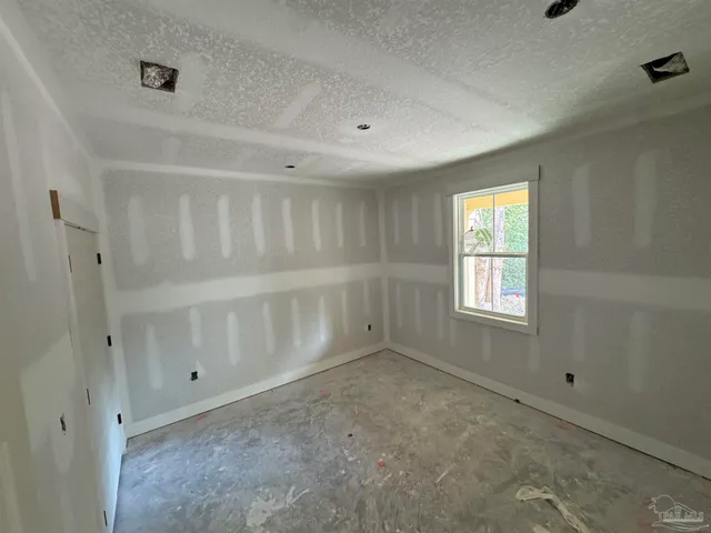 $324,900 | 1321 John Carroll Drive, Pensacola, FL 32504