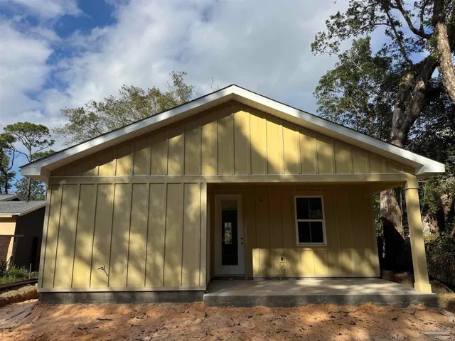 $324,900 | 1321 John Carroll Drive, Pensacola, FL 32504