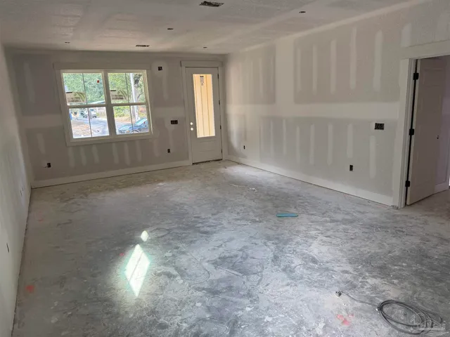 $324,900 | 1321 John Carroll Drive, Pensacola, FL 32504