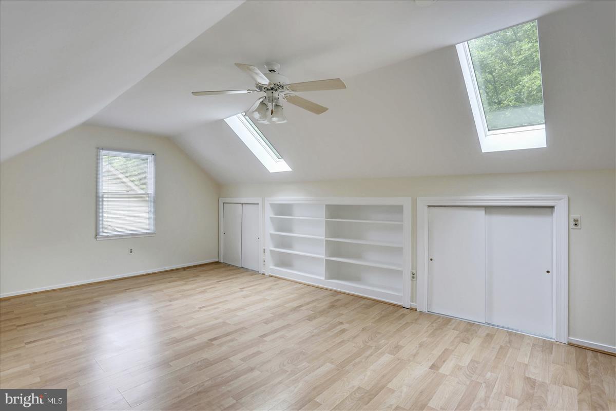 10046 Pratt Place Silver Spring, MD 20910 - Photo 23 of 28 Bedroom