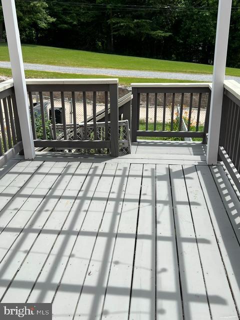 309 Leeanne Road Baltimore, MD 21221 - Photo 5 of 7