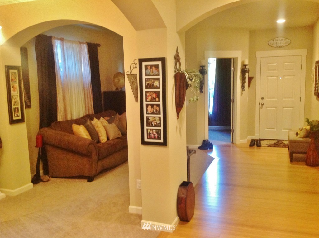 22604 37th Avenue Southeast Bothell, WA 98021 - Photo 2 of 19