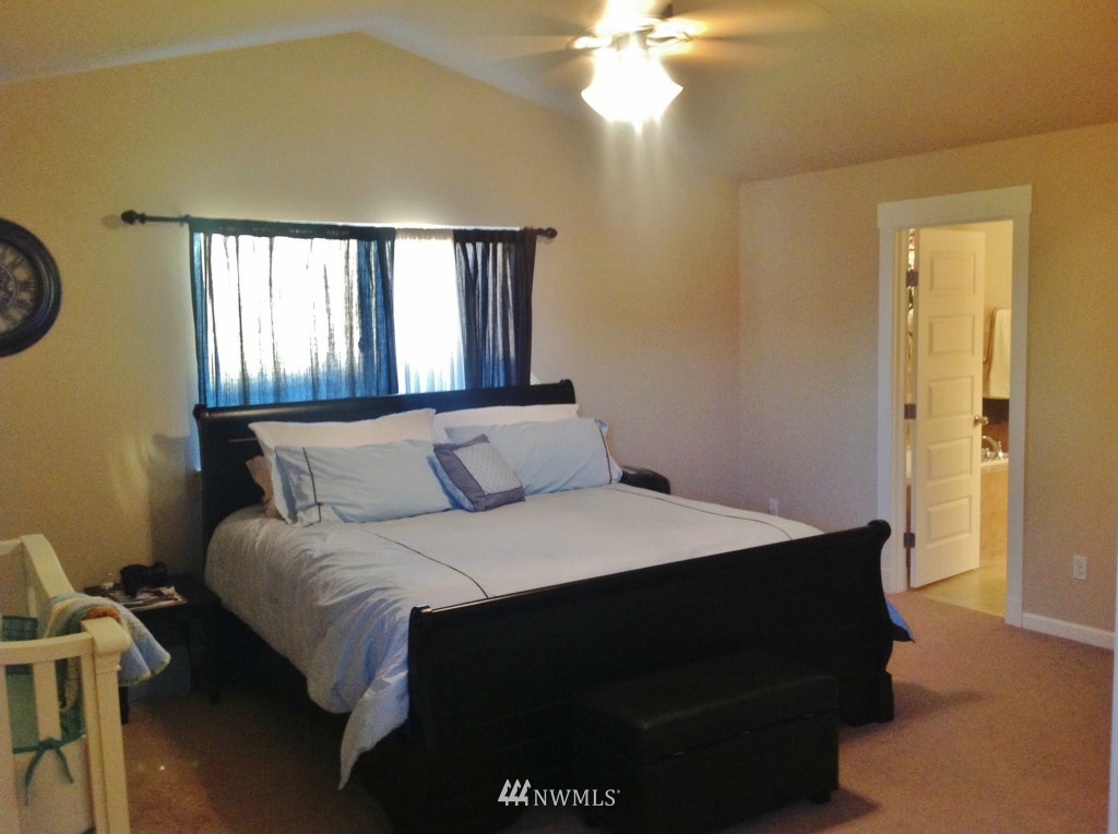 22604 37th Avenue Southeast Bothell, WA 98021 - Photo 10 of 19