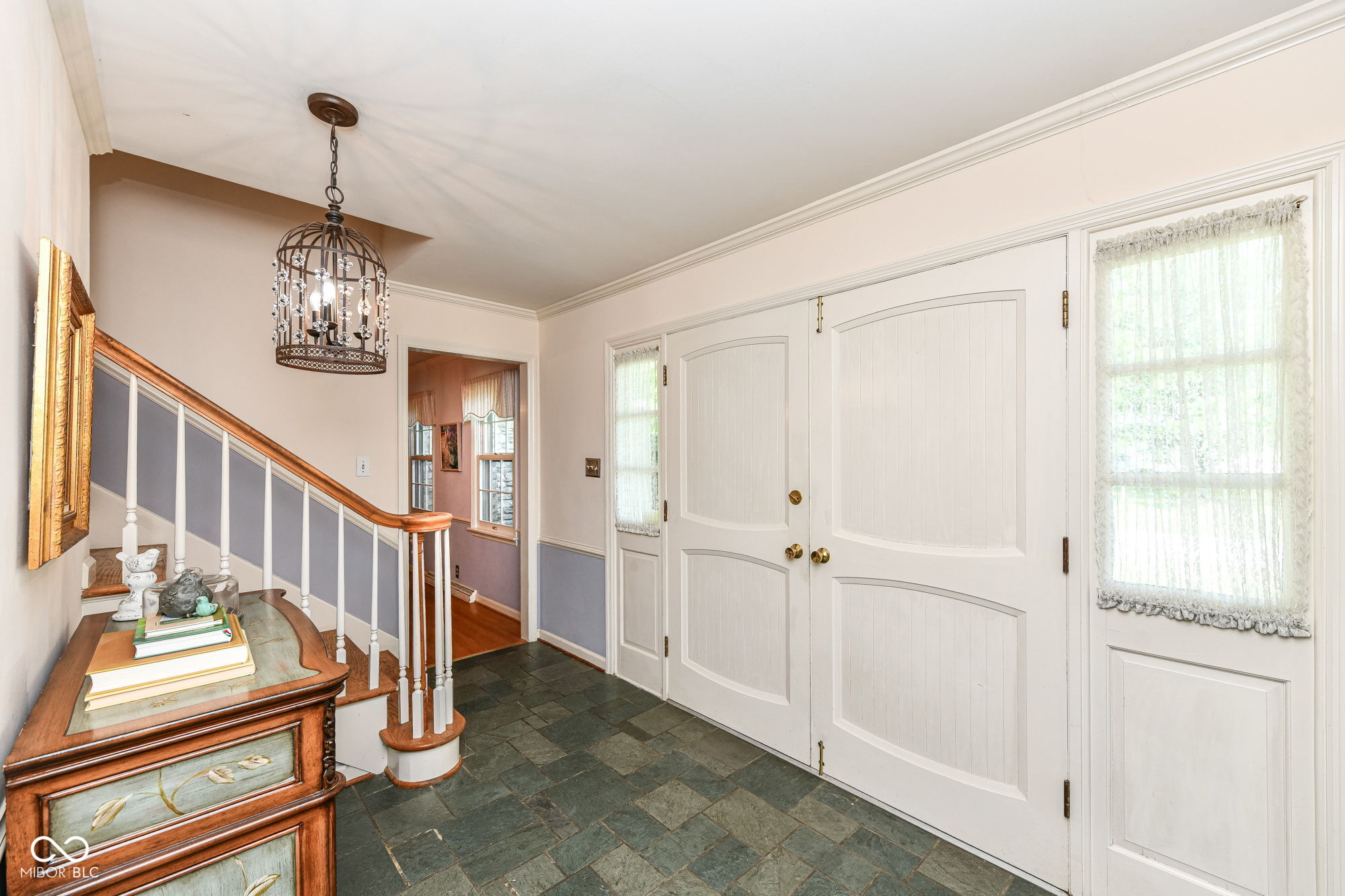 7138 Moorgate Road Indianapolis, IN 46250 - Photo 2 of 42