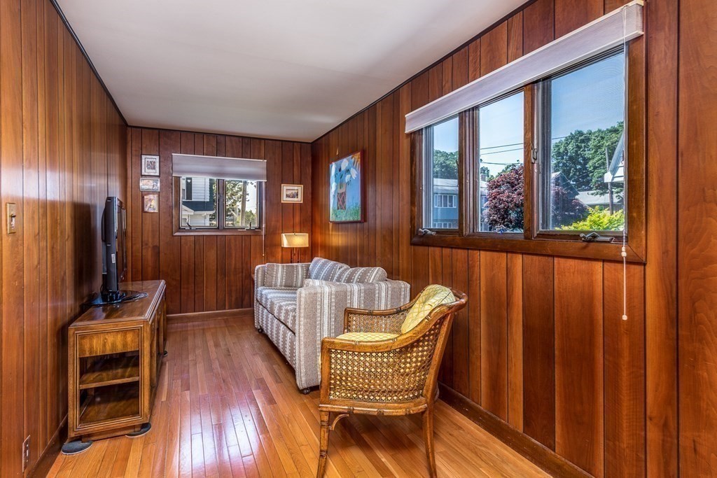 7 Arbutus Road Swampscott, MA 01907 - Photo 12 of 29 Gallery Image 12