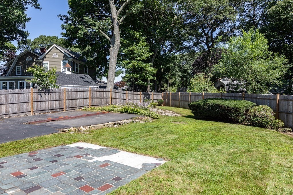 7 Arbutus Road Swampscott, MA 01907 - Photo 27 of 29 Gallery Image 27