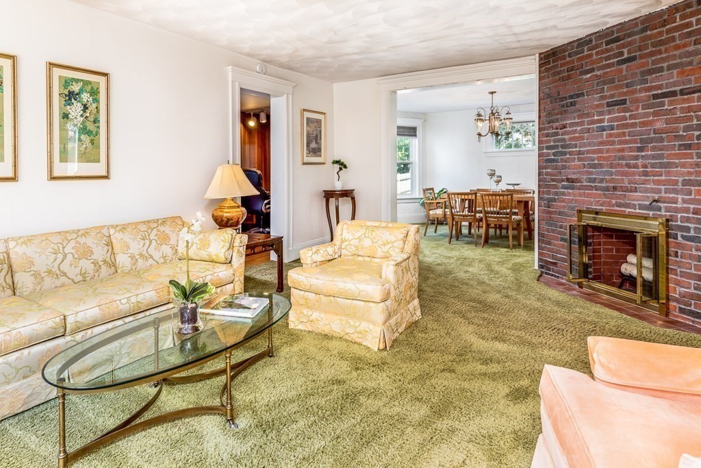 7 Arbutus Road Swampscott, MA 01907 - Photo 8 of 29 Gallery Image 8