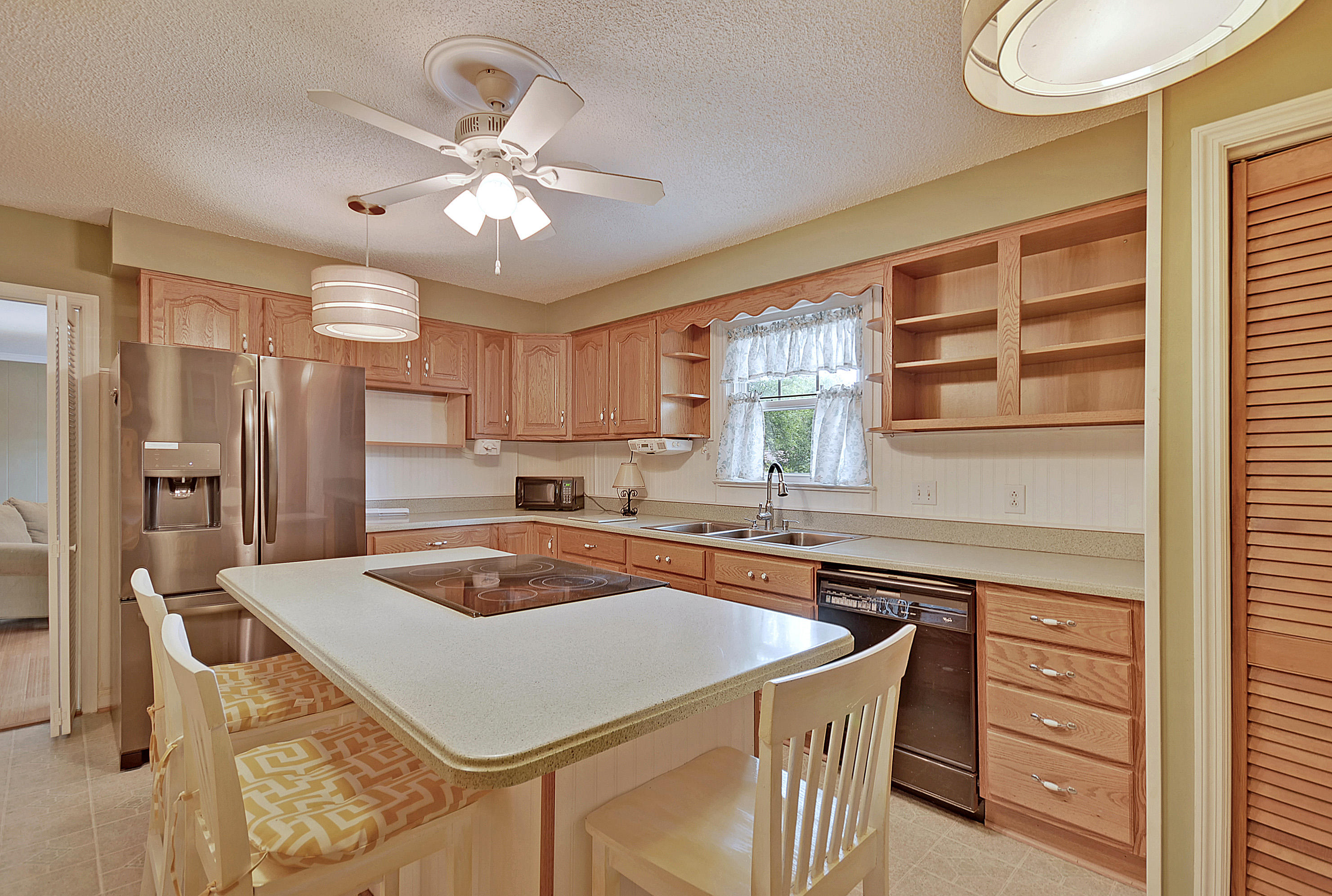 211 Grouse Road Summerville, SC 29485 - Photo 14 of 34 211 Grouse Road, 29485