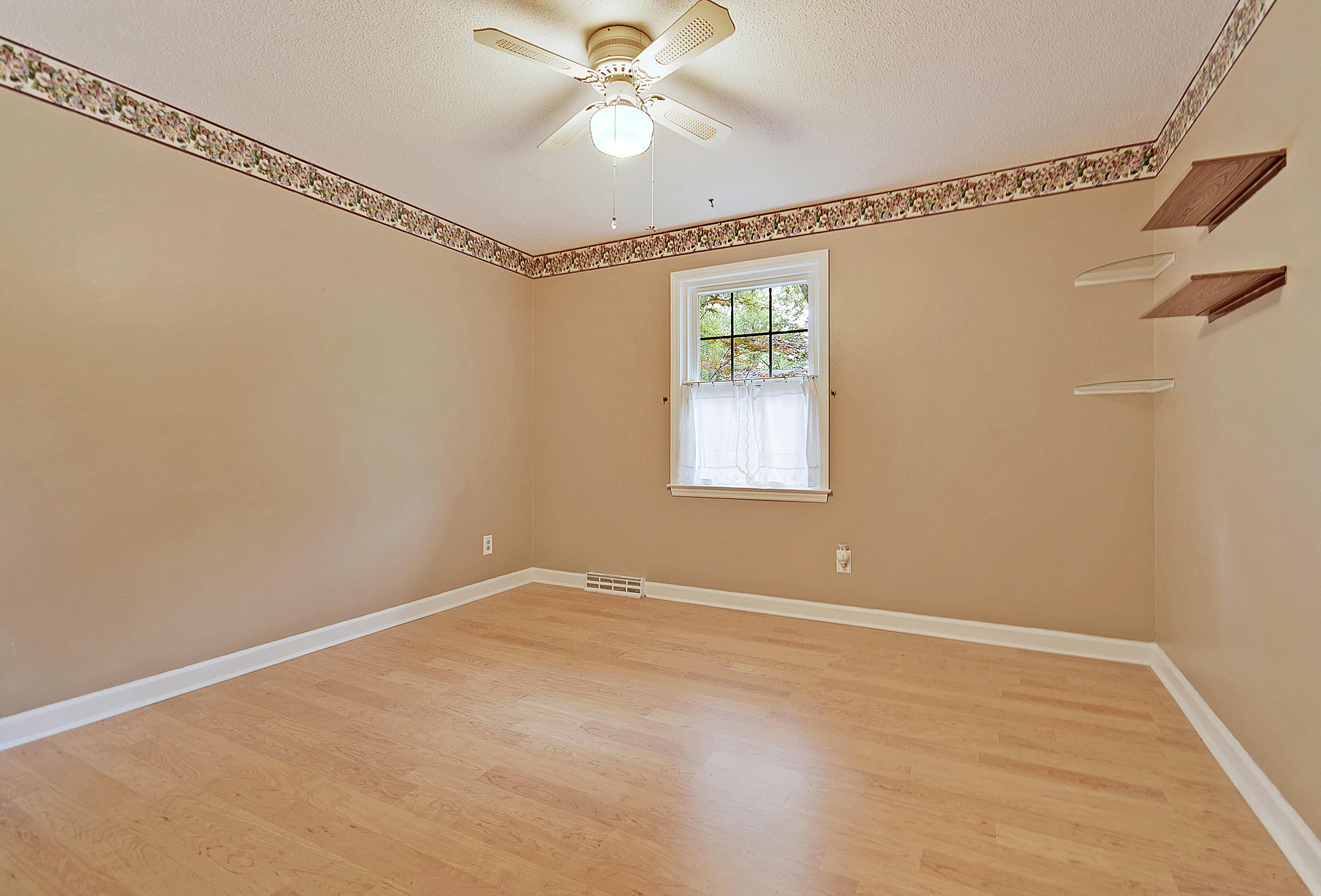 211 Grouse Road Summerville, SC 29485 - Photo 23 of 34 211 Grouse Road, 29485