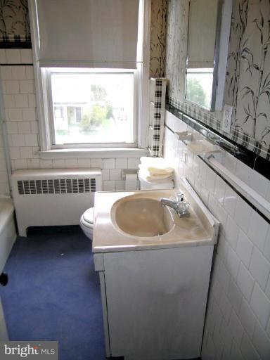 4299 Falls Road Baltimore, MD 21211 - Photo 5 of 17 Bath #1