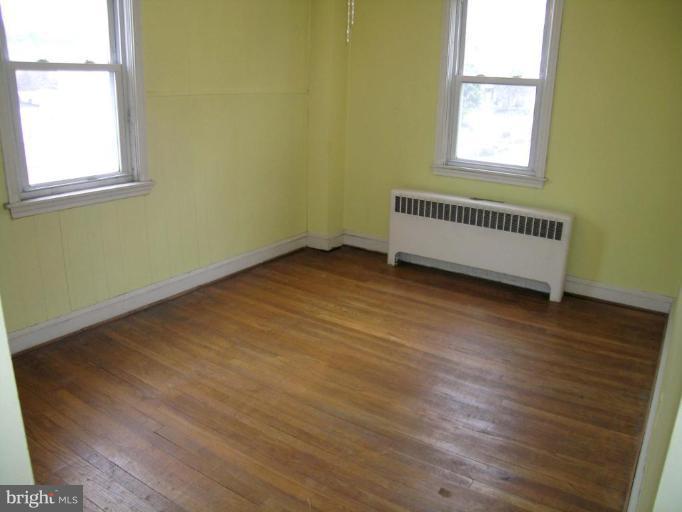 4299 Falls Road Baltimore, MD 21211 - Photo 7 of 17 Bedroom #2
