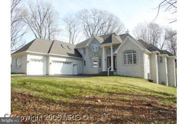 3701 Hummer Road Annandale, VA 22003 - Photo 1 of 15 Exterior (Main)