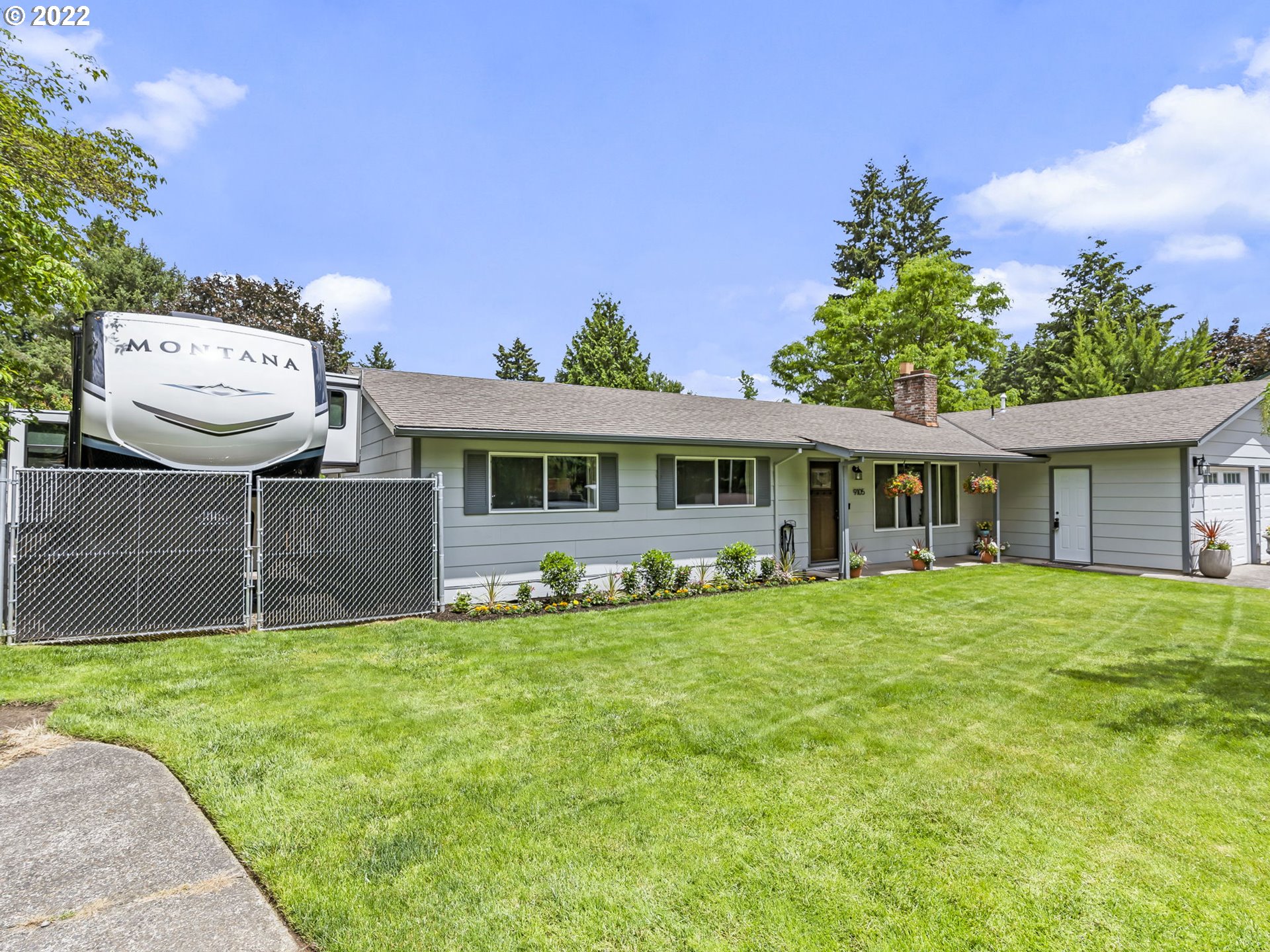 9105 Southwest View Terrace Tigard, OR 97224 - Photo 9 of 32 Gallery Image 9