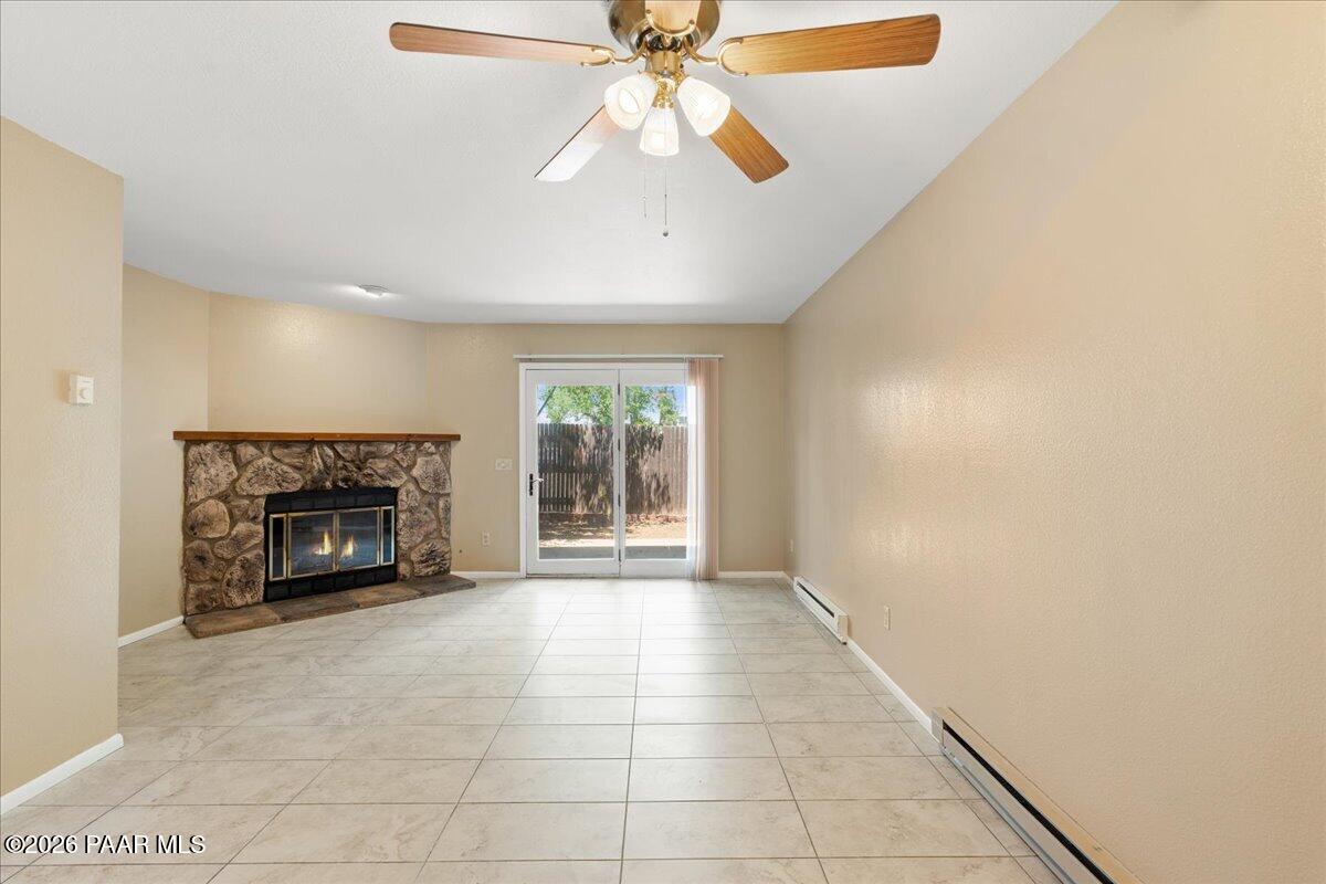 1242 Stetson Road, Unit 22 Prescott, AZ 86303 - Photo 5 of 16 05-Dining Area