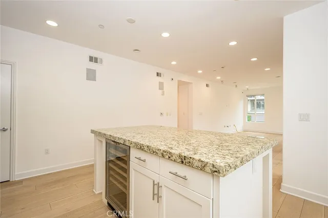 $6,900 | 12510 West Fielding Circle, Unit 1, Playa Vista, CA 90094