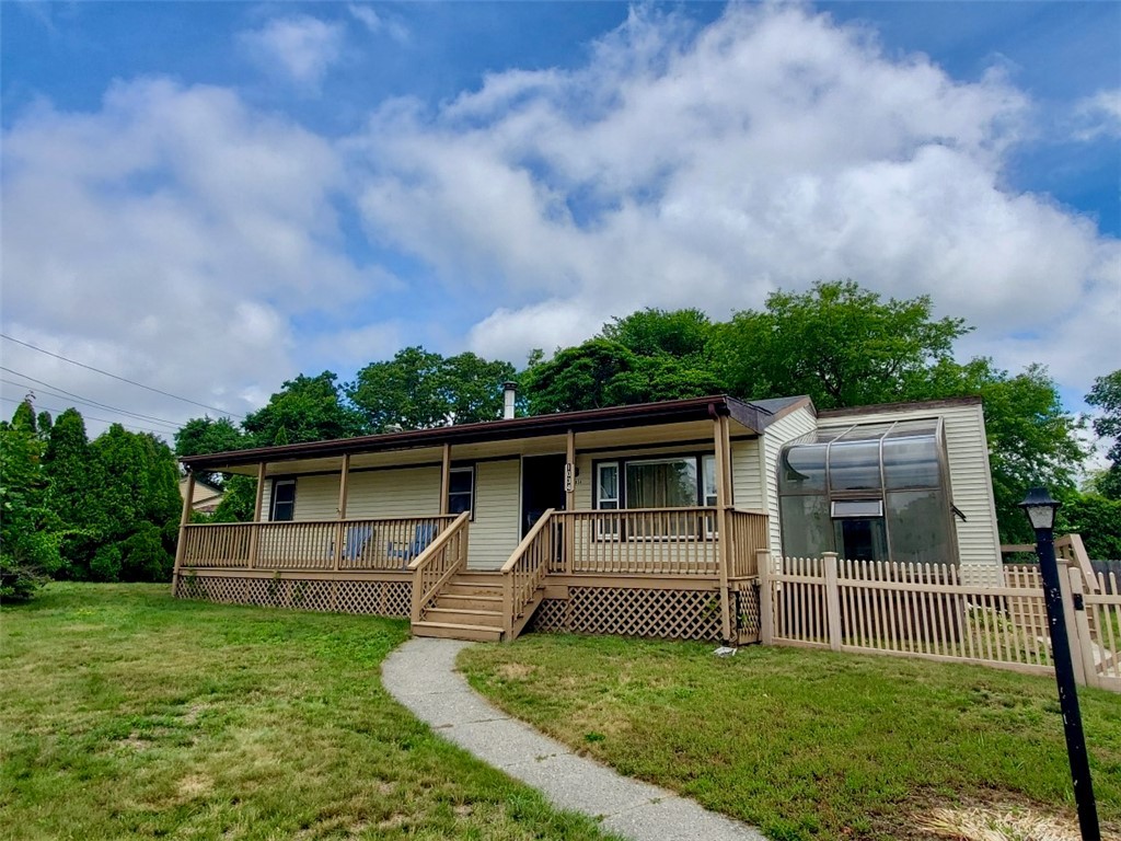 1034 Stafford Road Tiverton, RI 02878 - Photo 1 of 23 Gallery Image 1