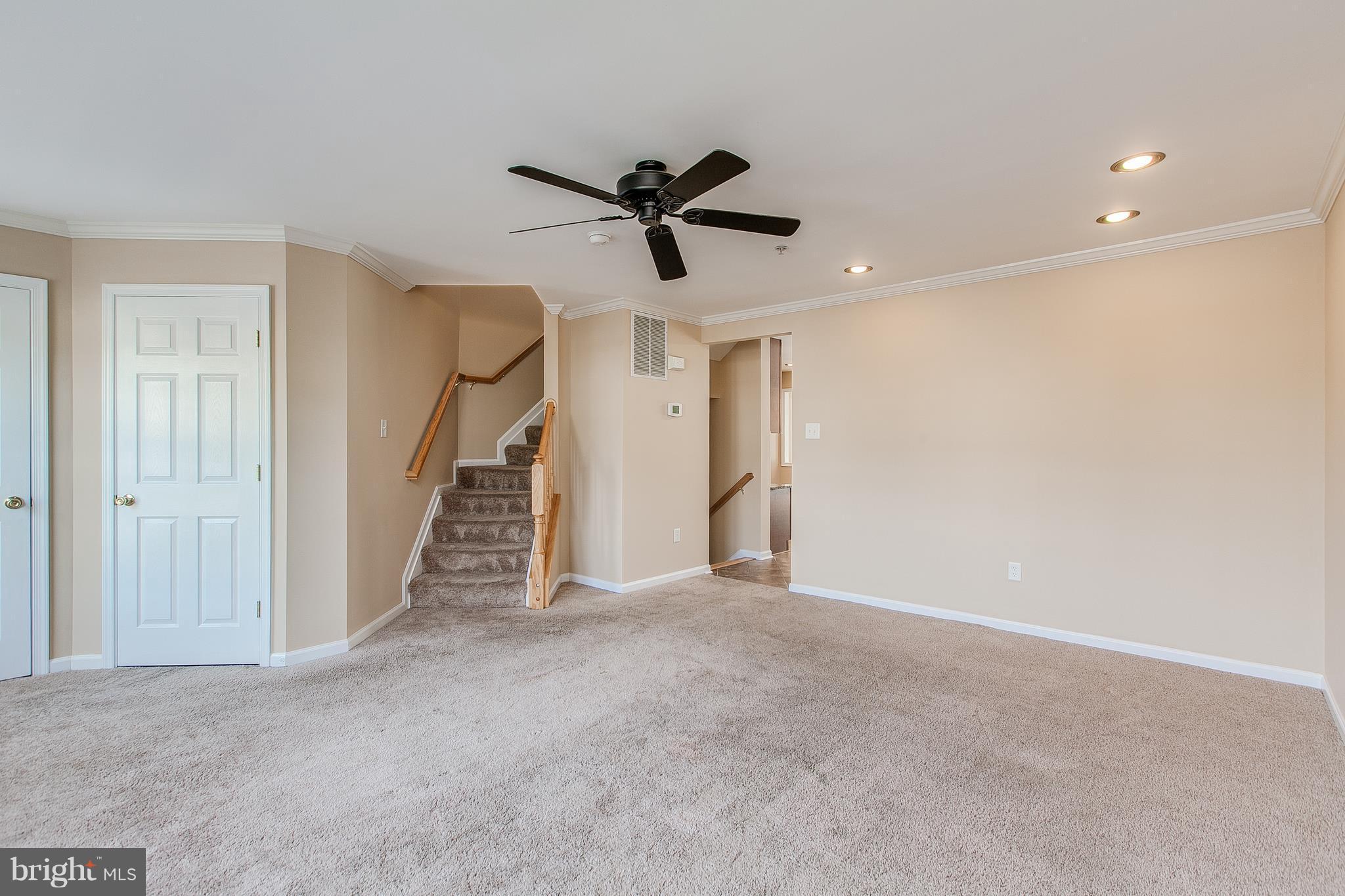 111 Eagles Ridge Smithsburg, MD 21783 - Photo 19 of 30 Living Room