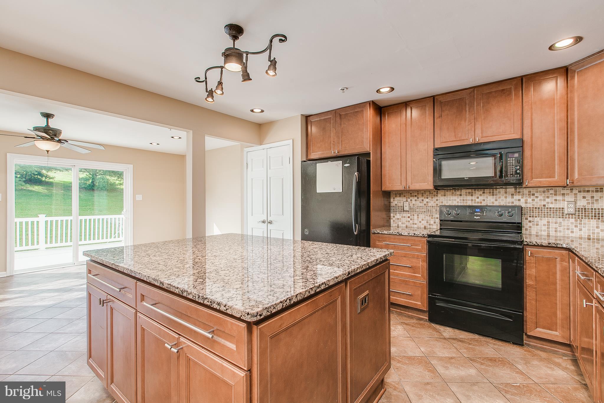111 Eagles Ridge Smithsburg, MD 21783 - Photo 9 of 30 Kitchen