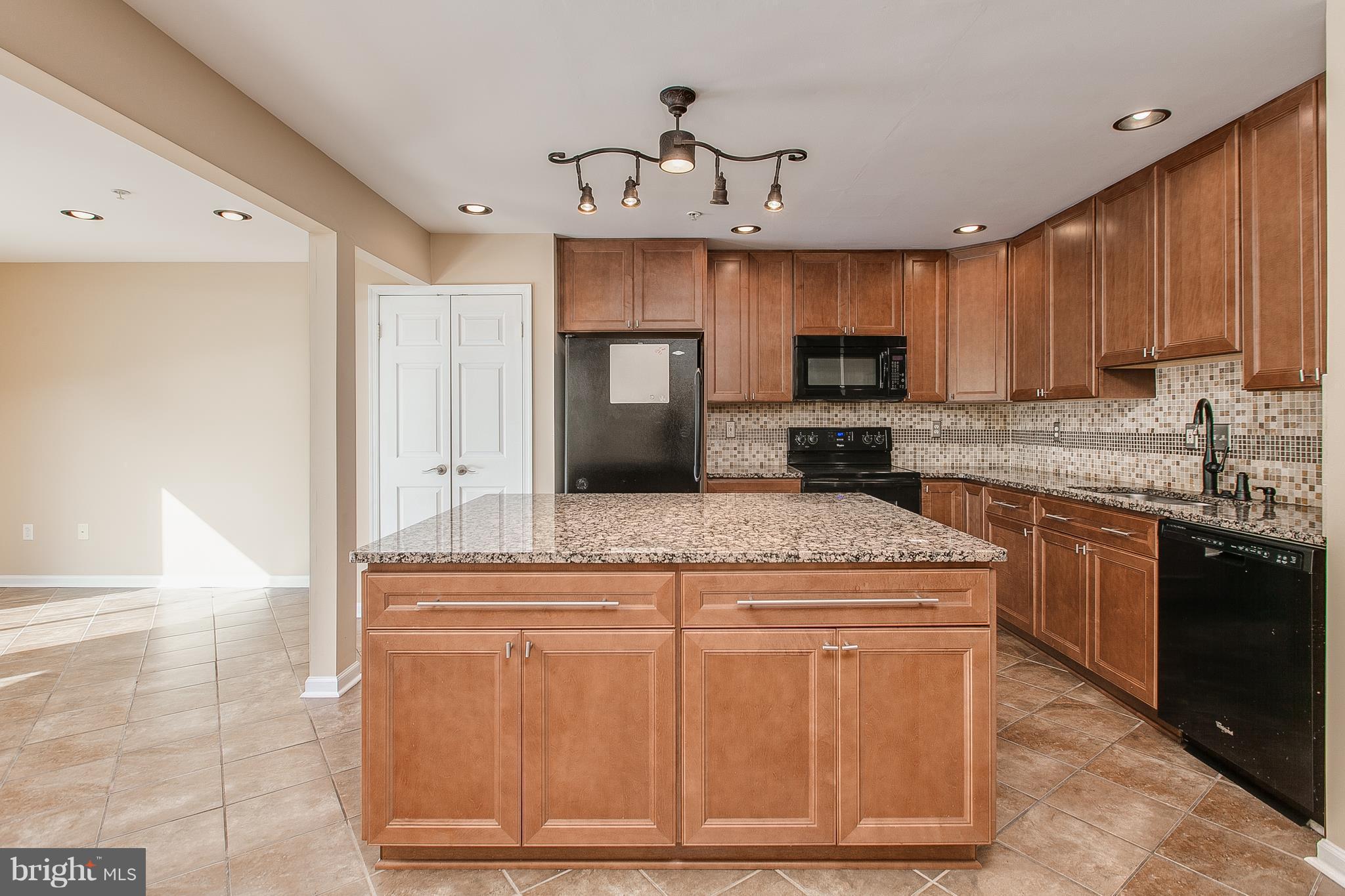 111 Eagles Ridge Smithsburg, MD 21783 - Photo 10 of 30 Kitchen