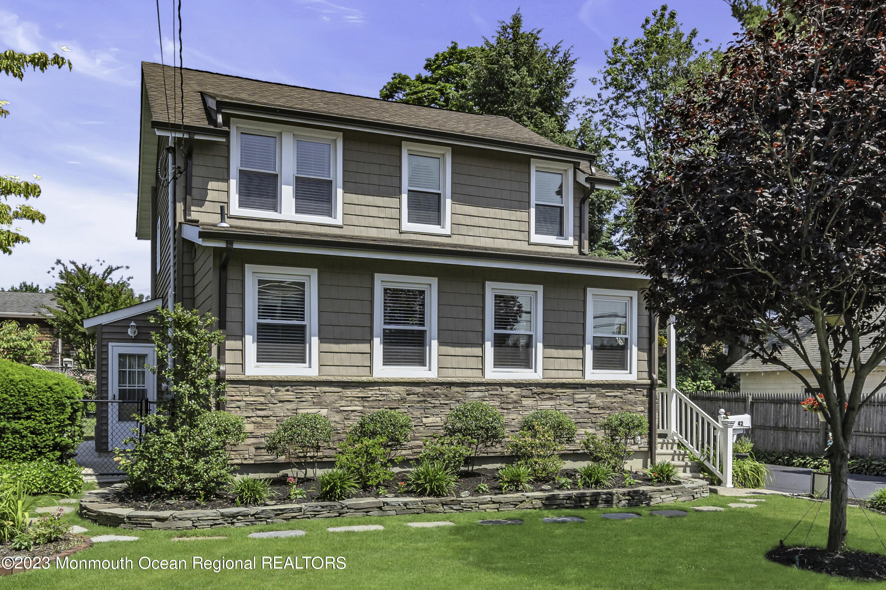 42 Appleton Avenue Leonardo, NJ 07737 - Photo 2 of 54 002_dsc05220-1b