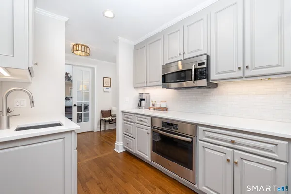 $759,900 | 7 Brenthaven Road, Unit 7, Avon, CT 06001