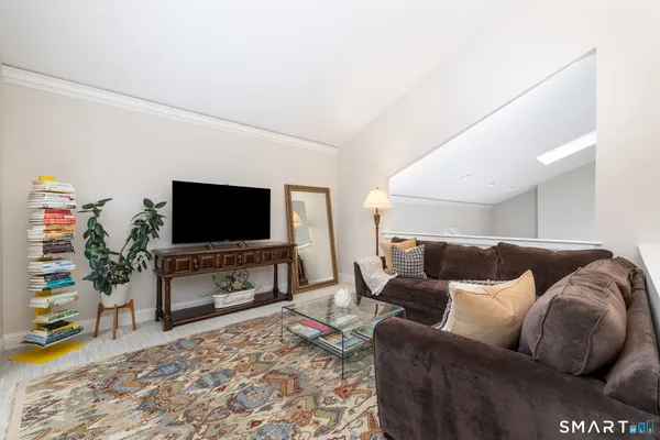 $759,900 | 7 Brenthaven Road, Unit 7, Avon, CT 06001