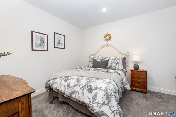 $759,900 | 7 Brenthaven Road, Unit 7, Avon, CT 06001