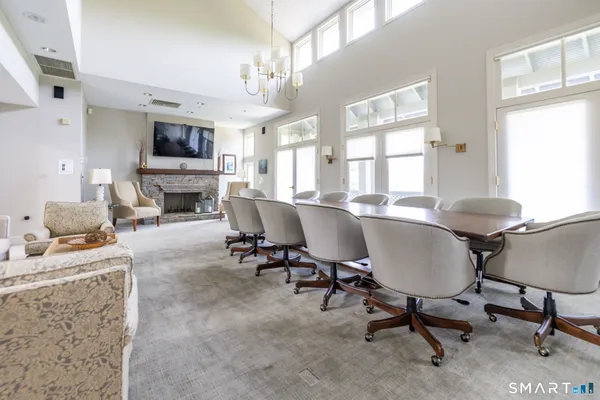 $759,900 | 7 Brenthaven Road, Unit 7, Avon, CT 06001