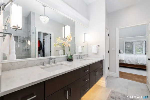 $759,900 | 7 Brenthaven Road, Unit 7, Avon, CT 06001