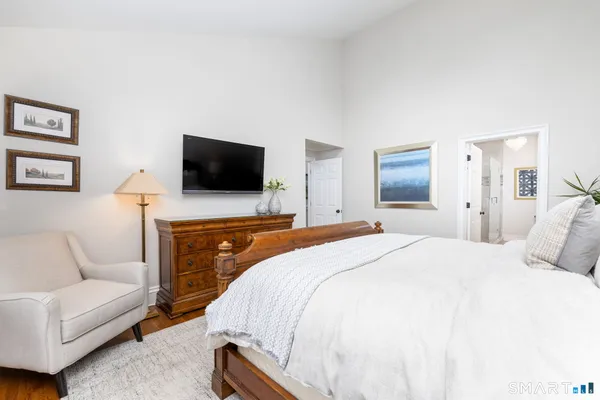 $759,900 | 7 Brenthaven Road, Unit 7, Avon, CT 06001