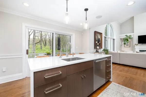 $759,900 | 7 Brenthaven Road, Unit 7, Avon, CT 06001