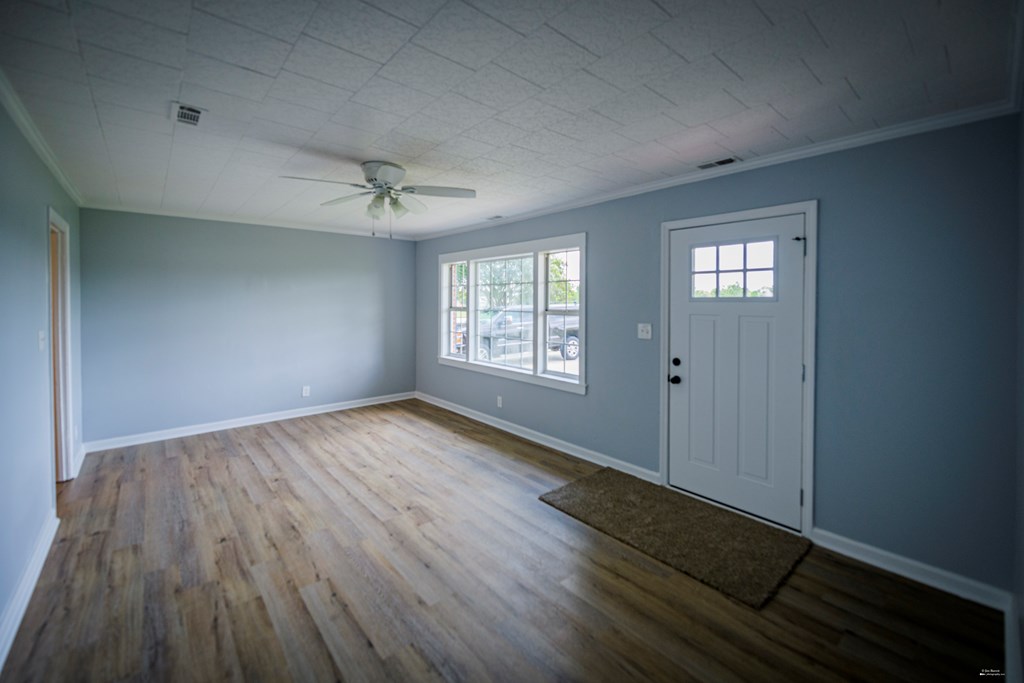3101 Clayborne Road Dothan, AL 36303 - Photo 4 of 22 Living room