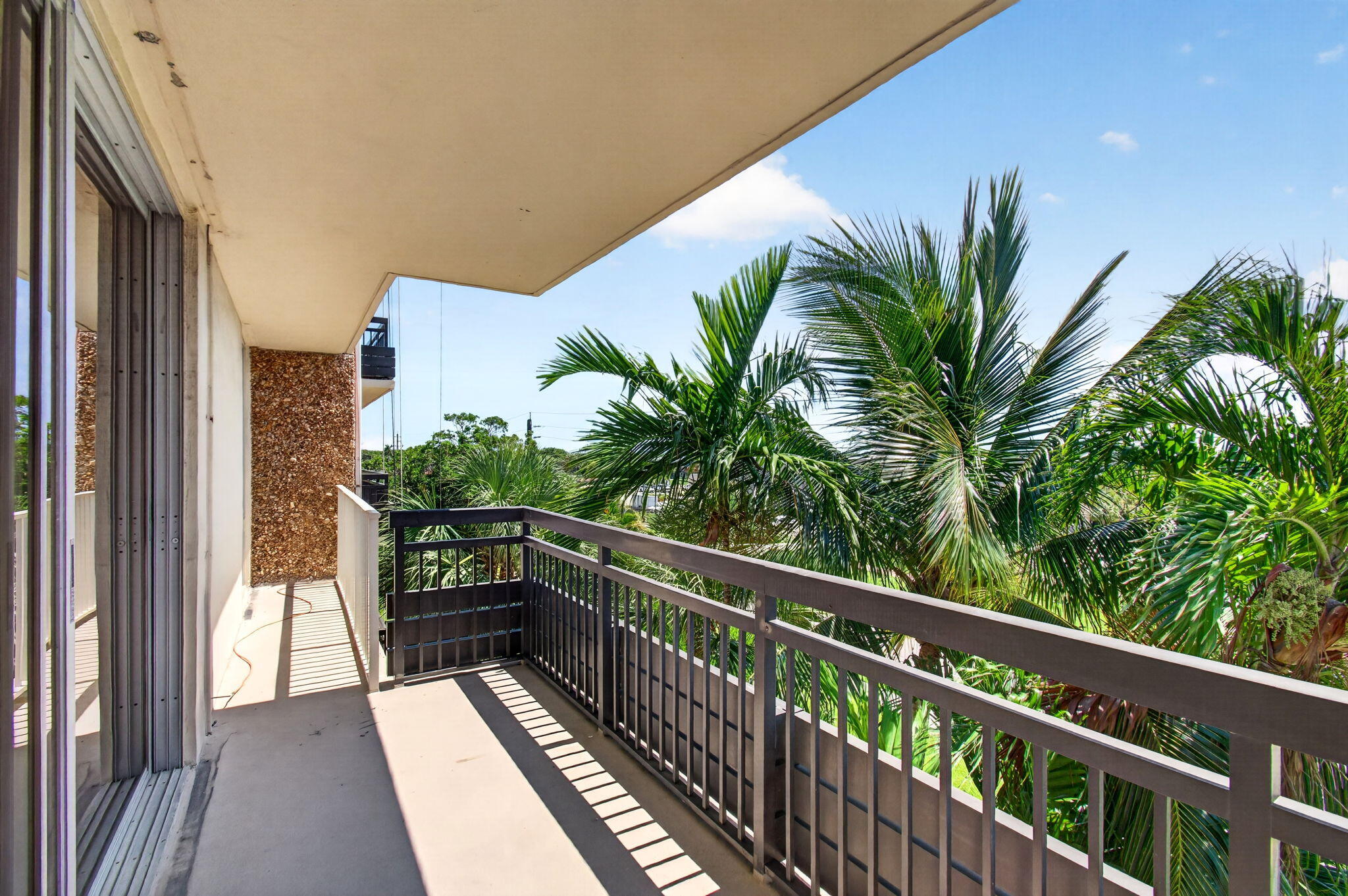 555 Northwest 4th Avenue, Unit 4230 Boca Raton, FL 33432 - Photo 11 of 49 10-web-or-mls-DSC_7540