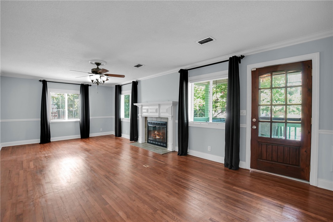 213 Magnolia Avenue St. Simons Island, GA 31522 - Photo 4 of 30