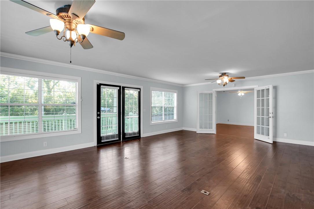 213 Magnolia Avenue St. Simons Island, GA 31522 - Photo 6 of 30