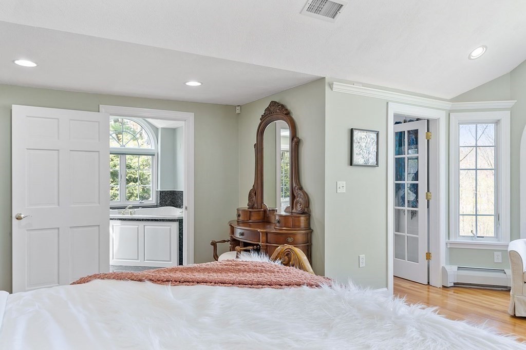 23 Pillings Pond Road Lynnfield, MA 01940 - Photo 20 of 36 Gallery Image 20