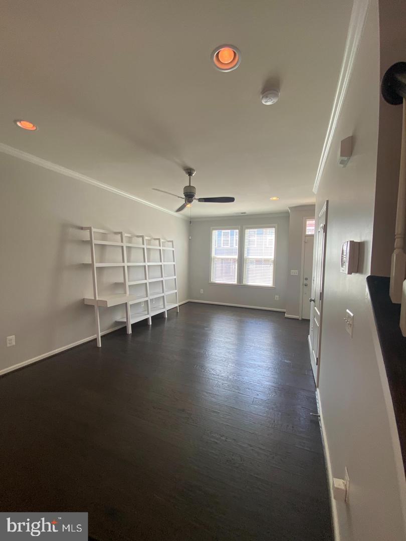 8929 Quarry Road Manassas, VA 20110 - Photo 4 of 25