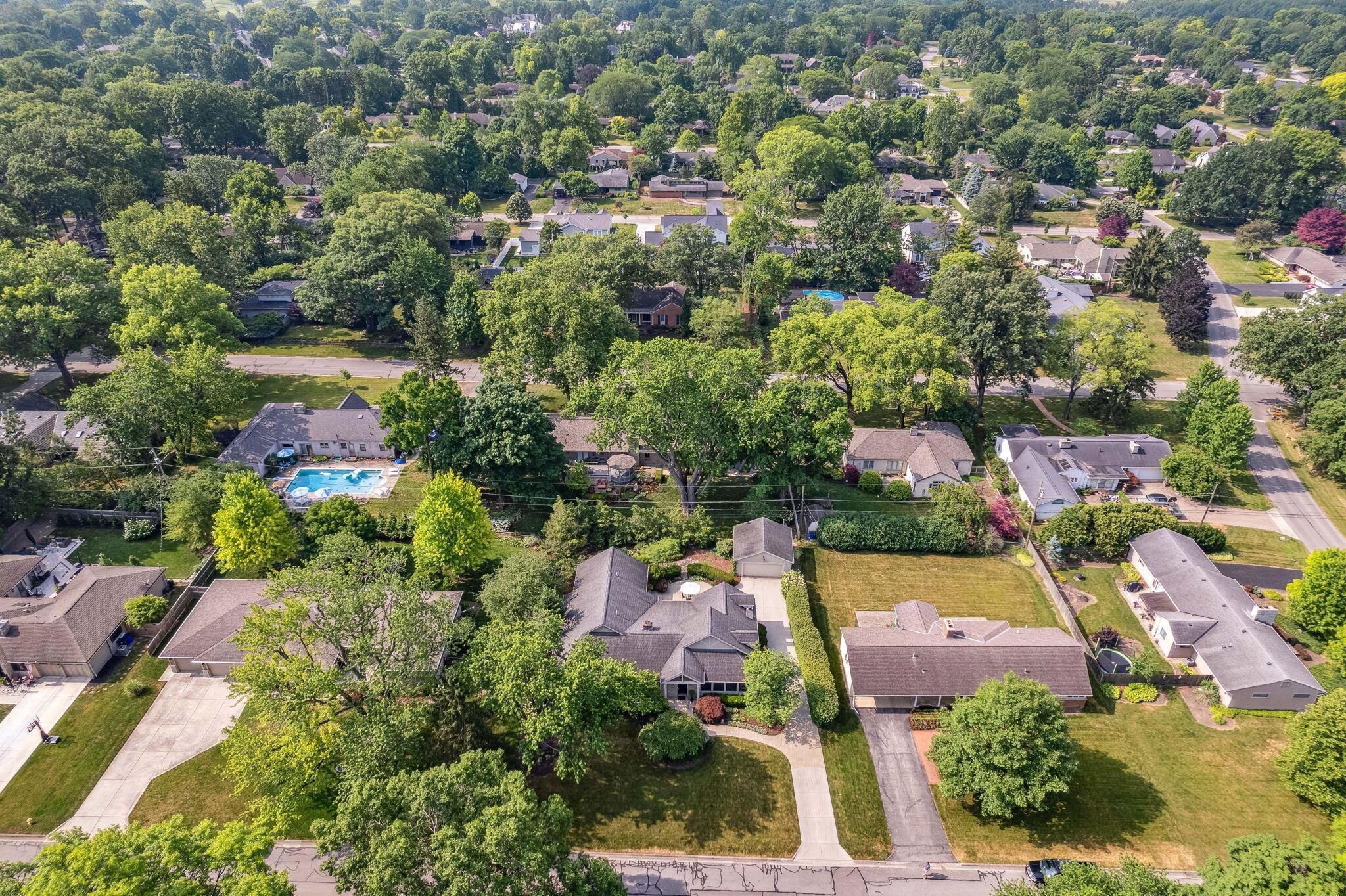 2481 Farleigh Road Columbus, OH 43221 - Photo 83 of 84 Front - Drone