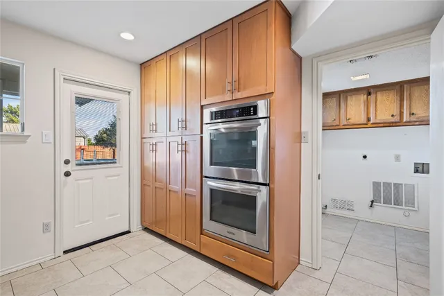 $2,400 | 1801 Broken Shoe Cove, Round Rock, TX 78681