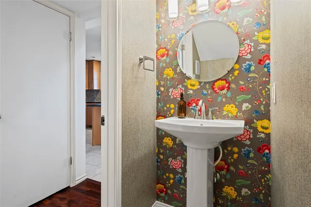 $2,400 | 1801 Broken Shoe Cove, Round Rock, TX 78681