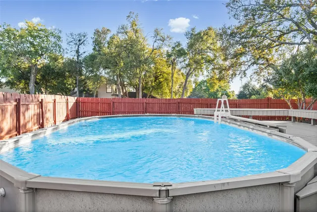 $2,400 | 1801 Broken Shoe Cove, Round Rock, TX 78681