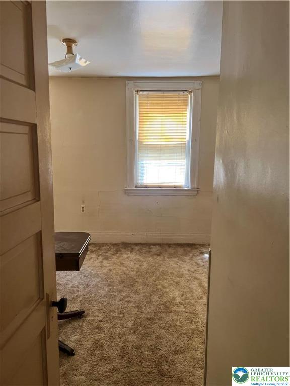 716 Hawthorne Road Bethlehem, PA 18018 - Photo 12 of 20 Gallery Image 12