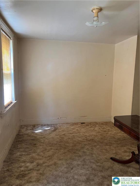 716 Hawthorne Road Bethlehem, PA 18018 - Photo 13 of 20 Gallery Image 13