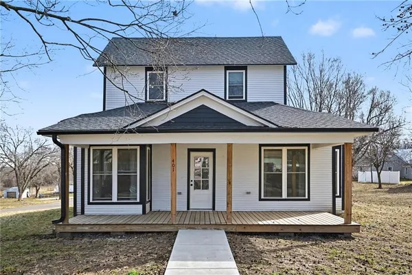 $349,900 | 401 South Clay Street, Gallatin, MO 64640