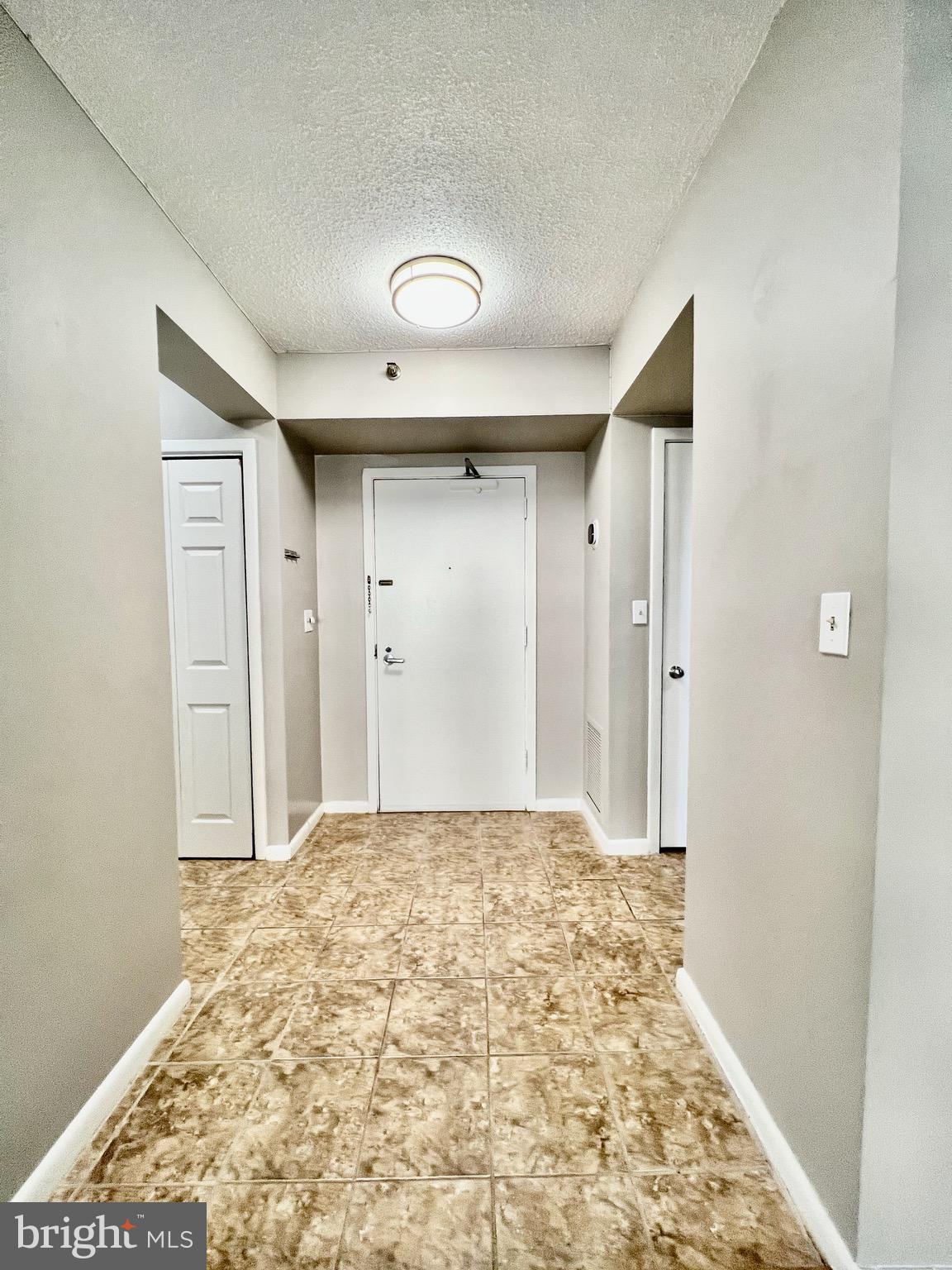 5501 Seminary Road, Unit 913S Falls Church, VA 22041 - Photo 7 of 28 a view of a hallway